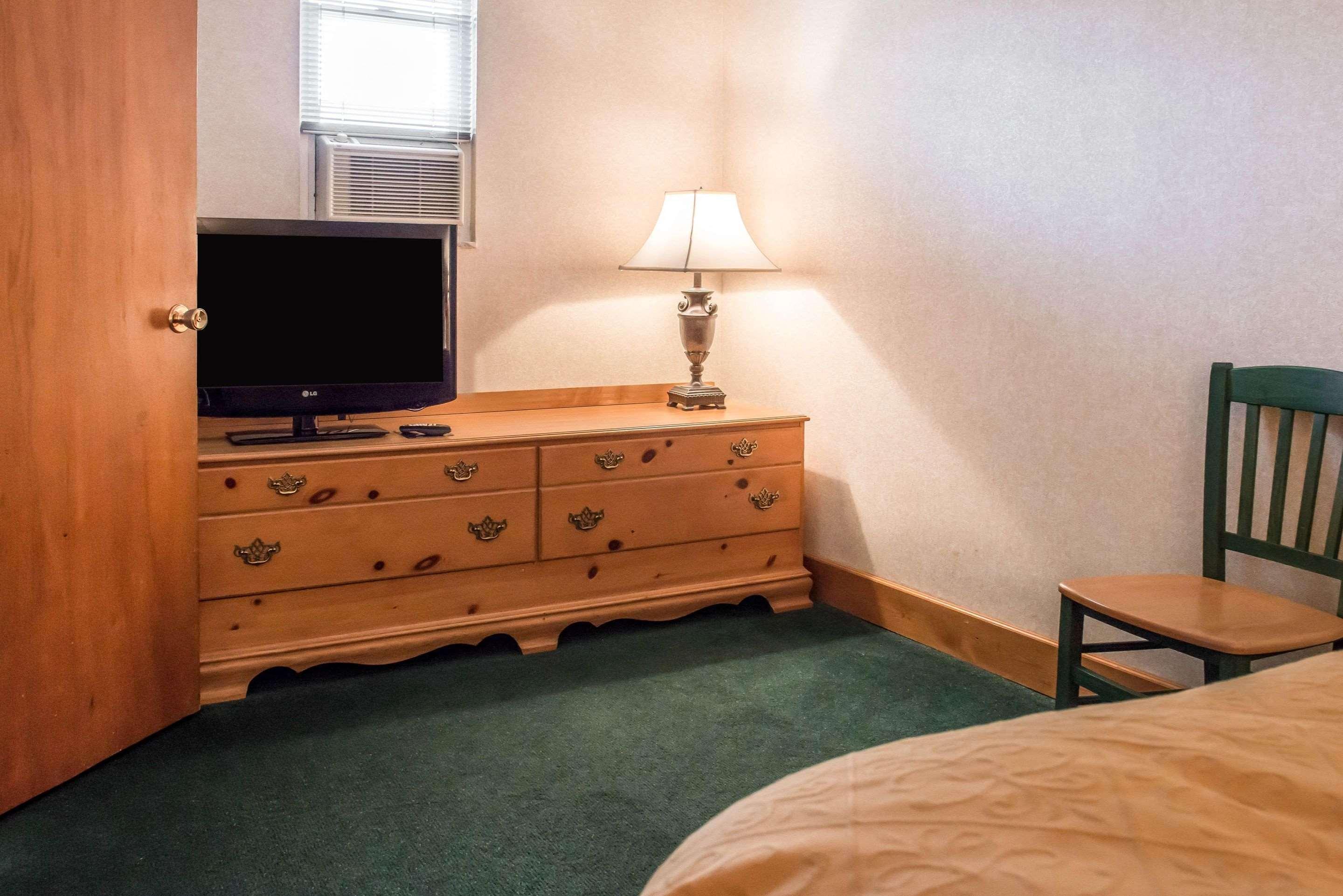 Quality Inn Pittsburgh Airport Oakdale Eksteriør bilde