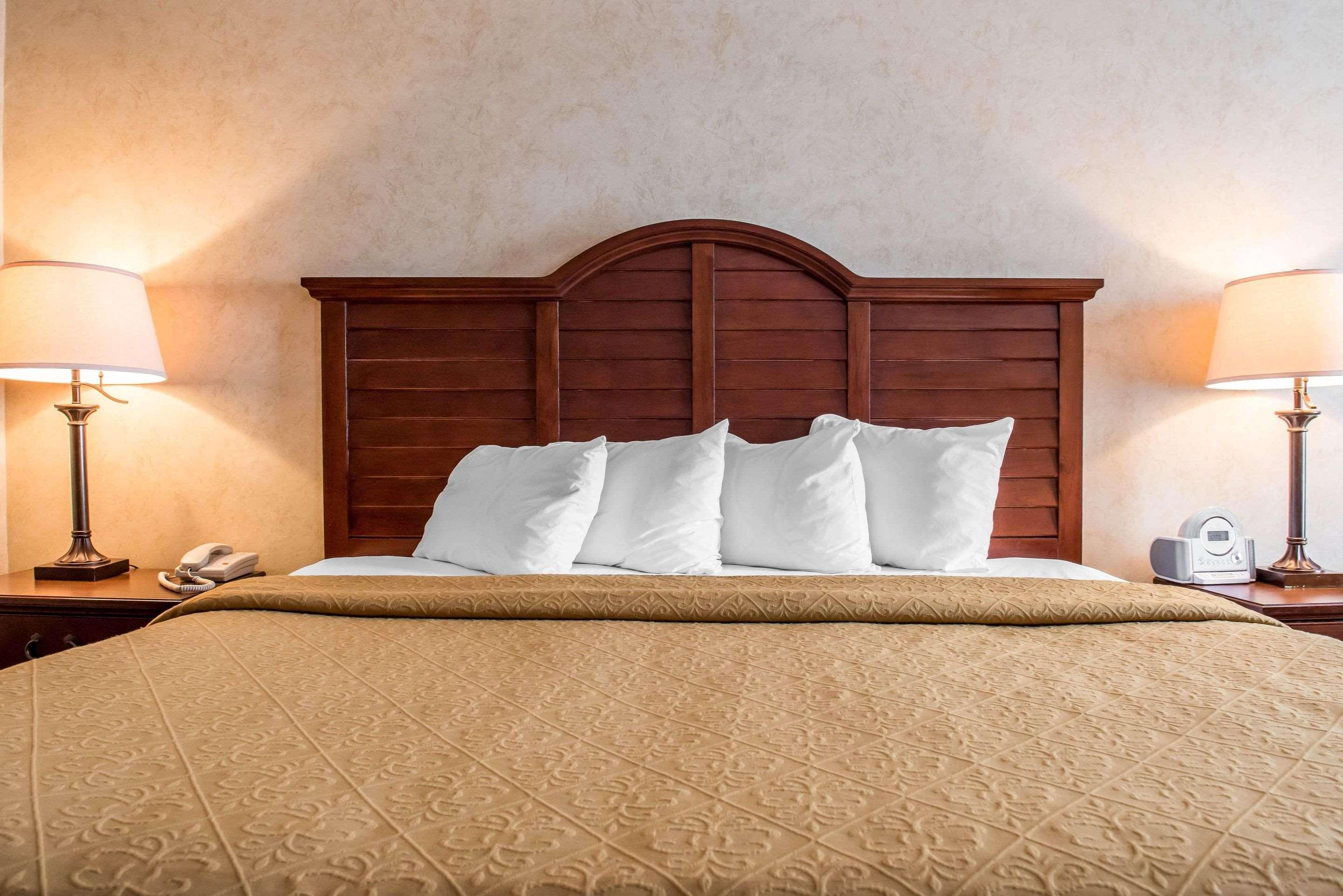 Quality Inn Pittsburgh Airport Oakdale Eksteriør bilde