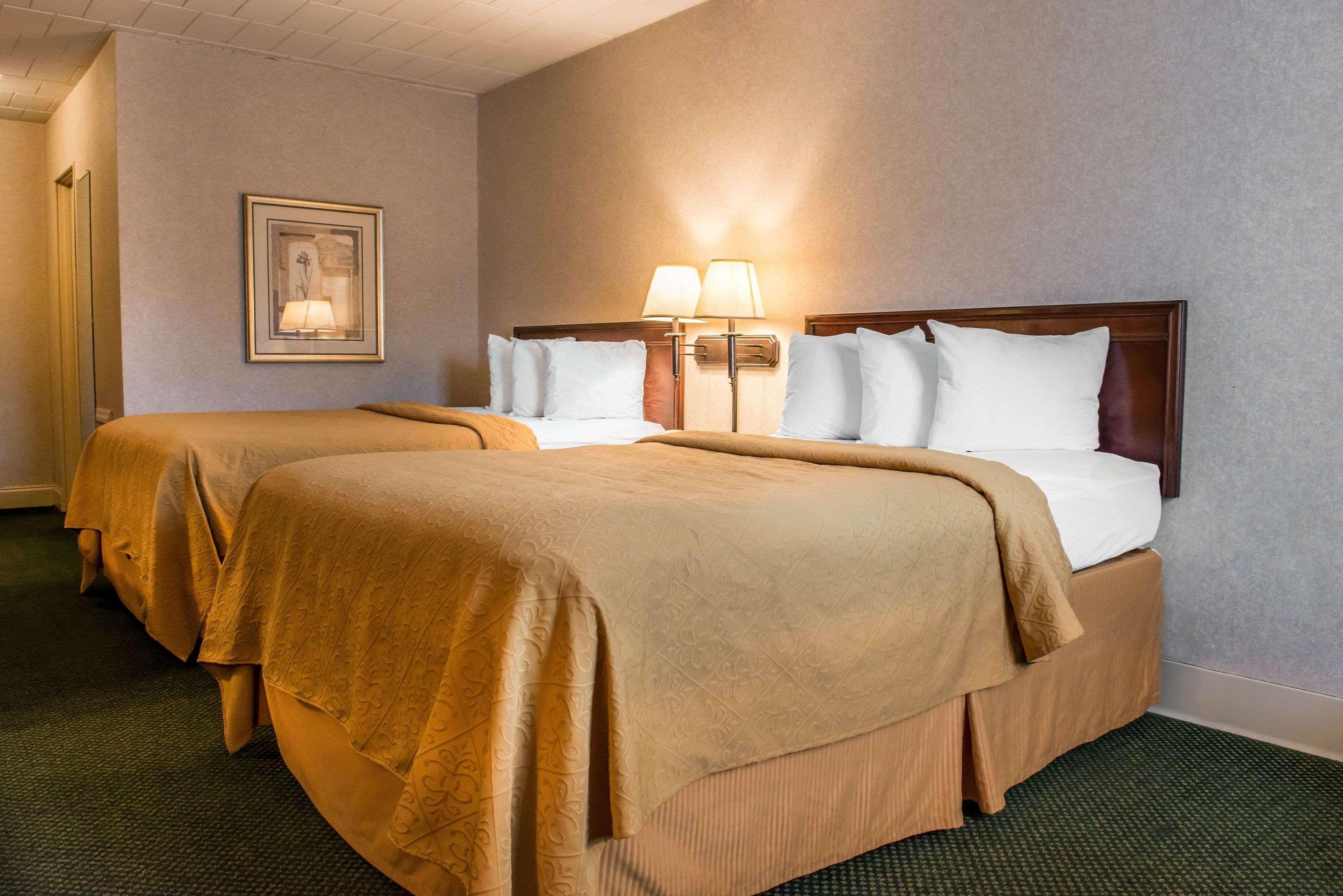 Quality Inn Pittsburgh Airport Oakdale Eksteriør bilde